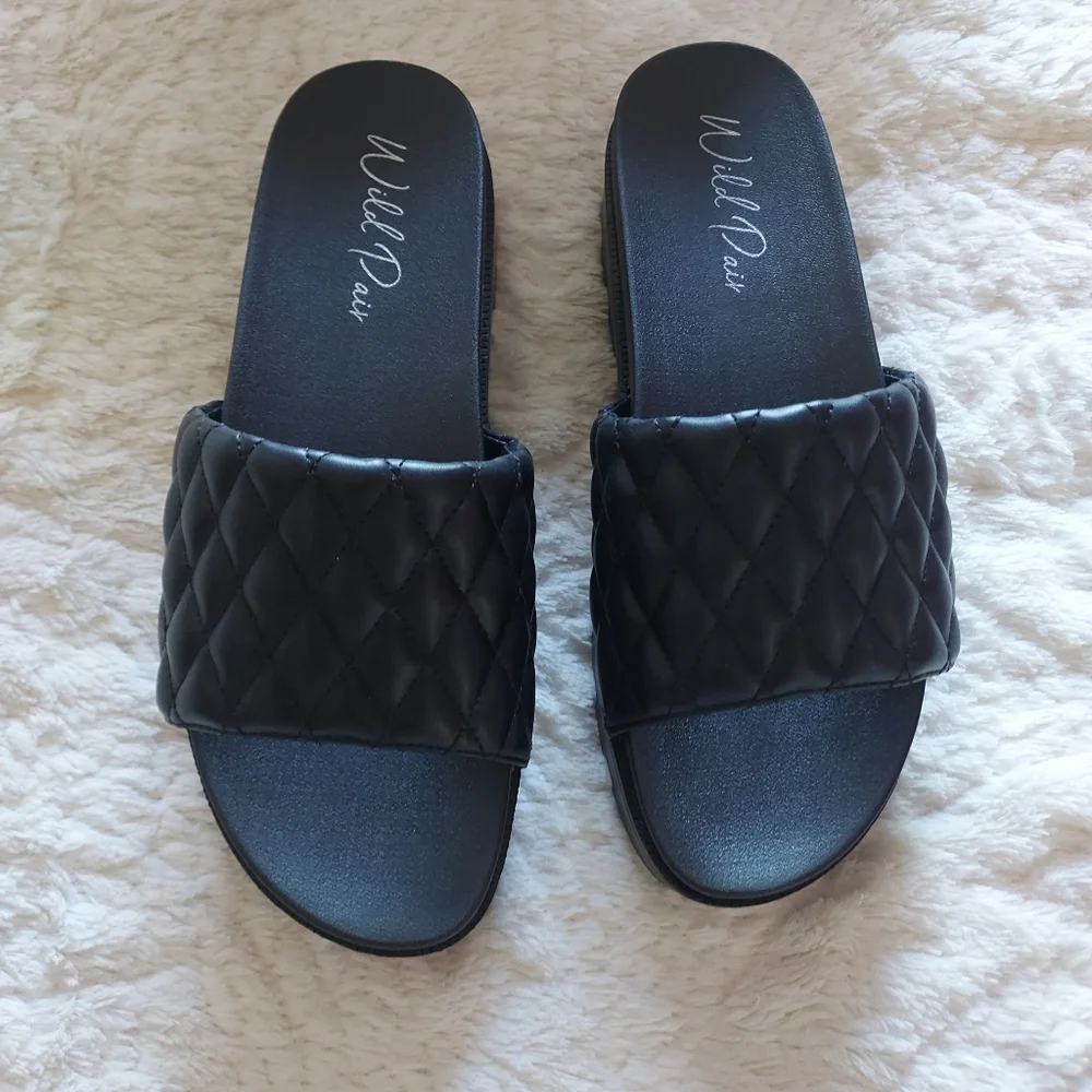 Wild Pair stylish black